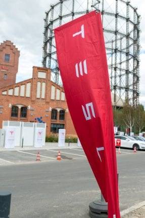 Tesla V3 Supercharger