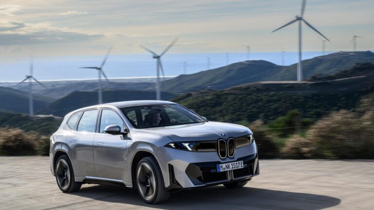BMW iX3