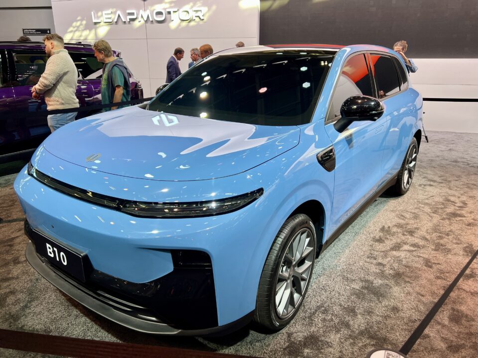 Leapmotor B10
