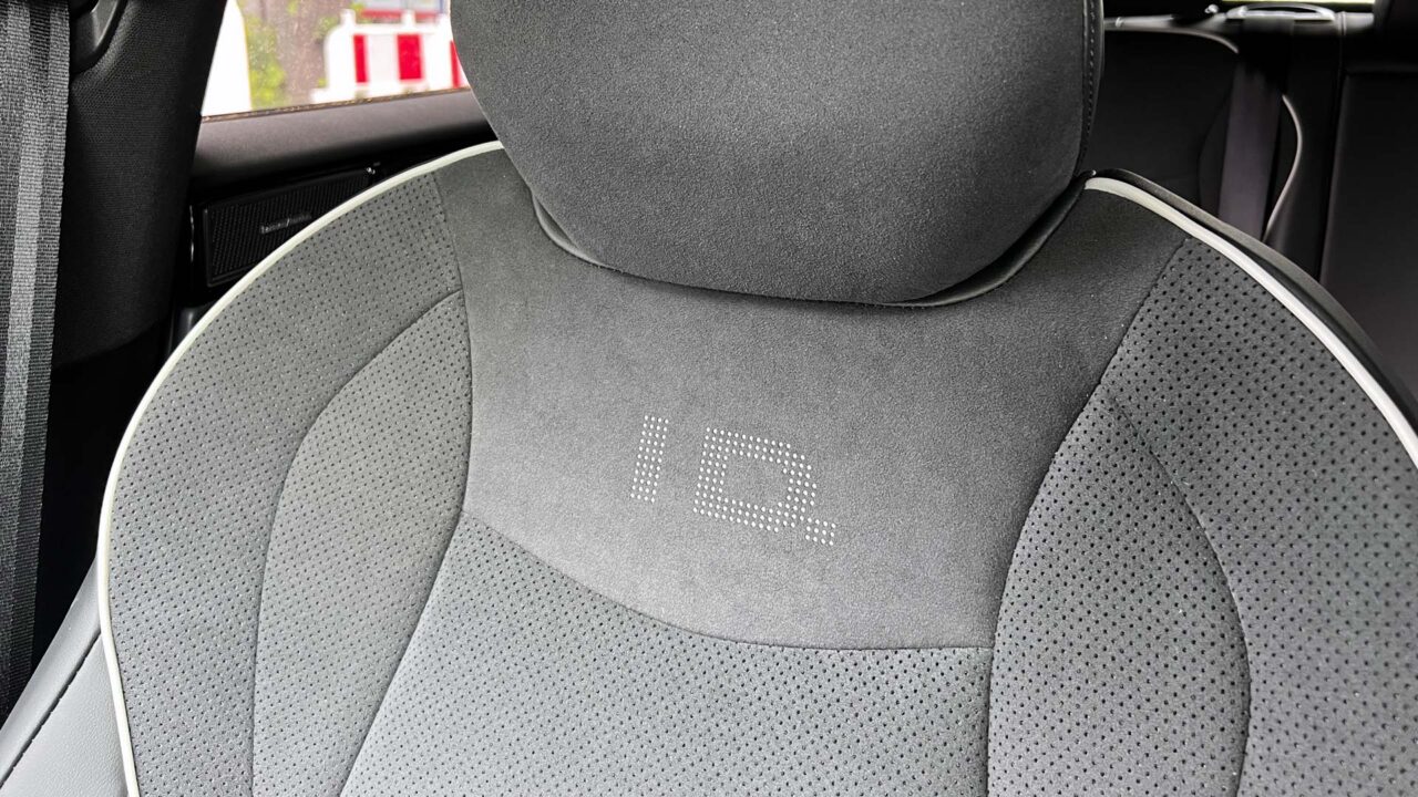 VW ID.7 Pro S Sitz Logo