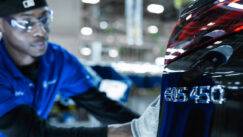 Mercedes-Benz startet Produktion des EQS SUV in den USA – Fördergeld gibt es trotzdem nicht