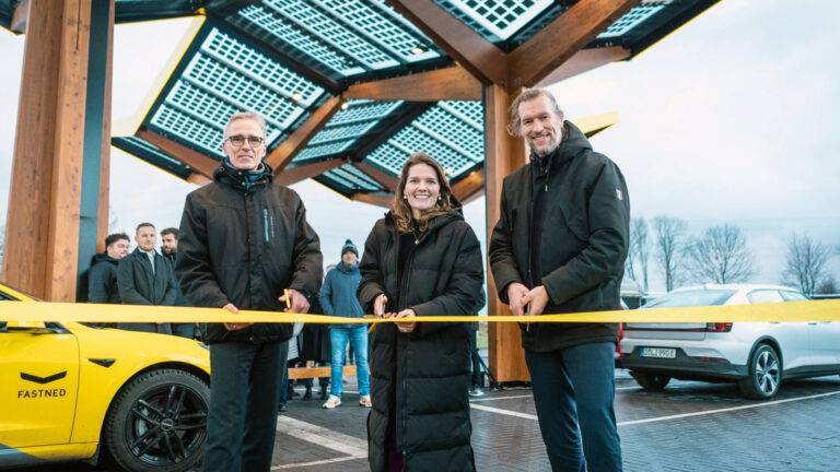 Fastned Düren Boll Pallasch