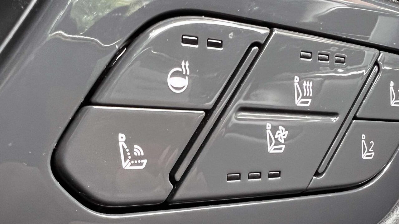 Kia EV 9 Massage