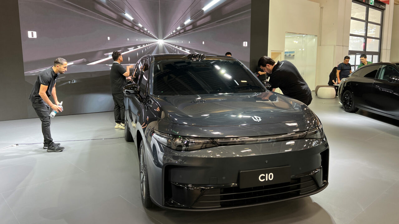 Leapmotor C10