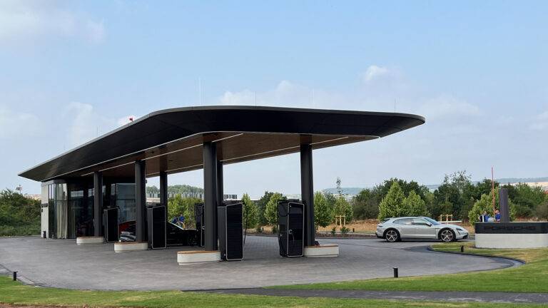 Porsche Charging Hub in Bingen